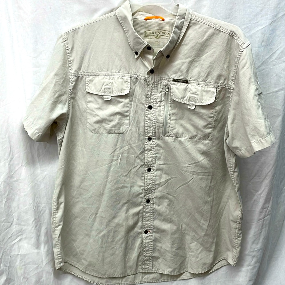 Field & Stream Button Front 3 Pocket Shirt Man Sz… - image 1